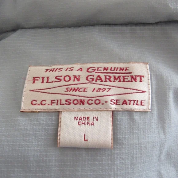 Filson Mens Light Grey Vest Size Large Nylon Primaloft Pockets Waist Drawcord - Picture 10 of 10